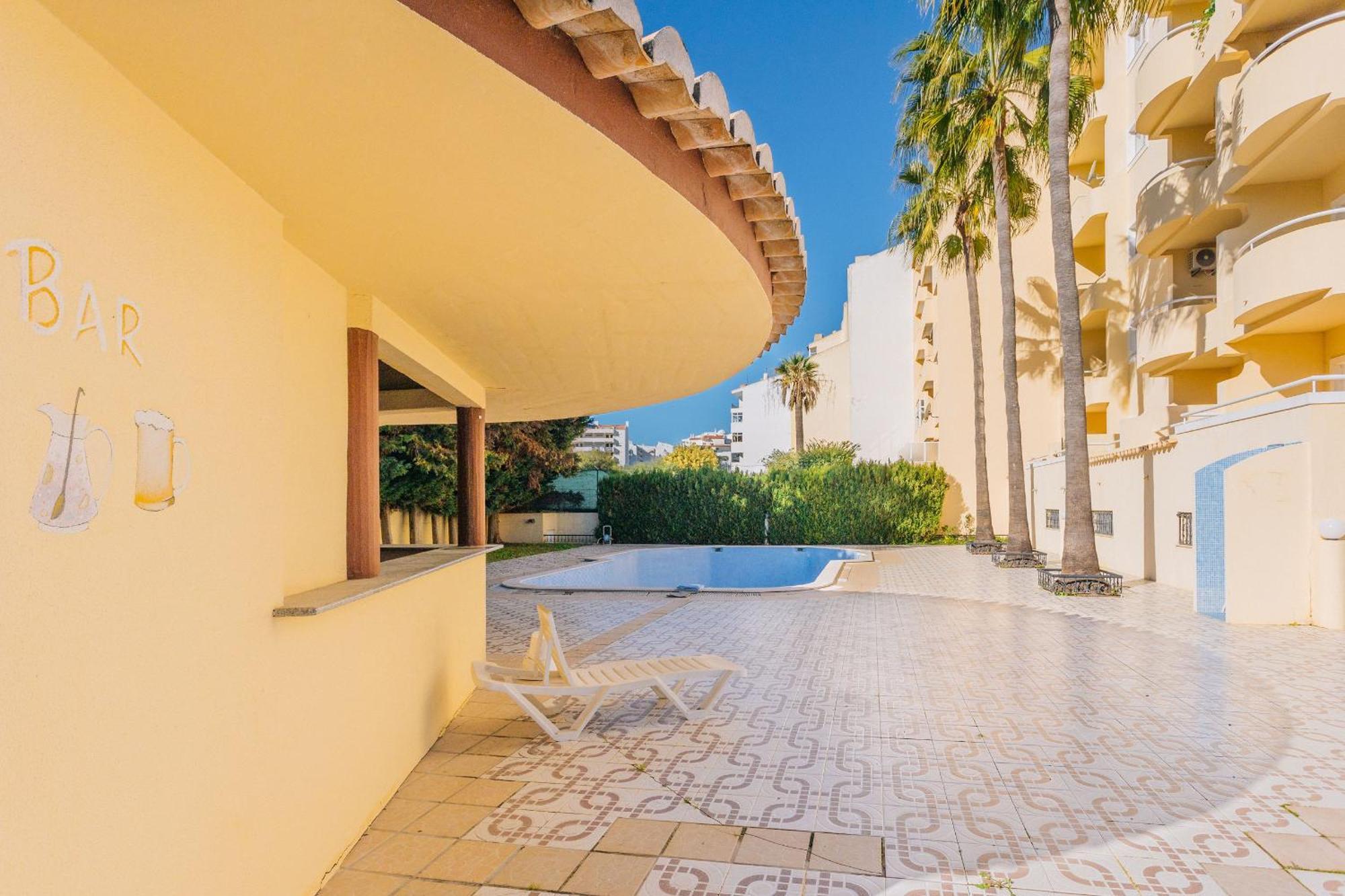Perola De - T1 Apartment *